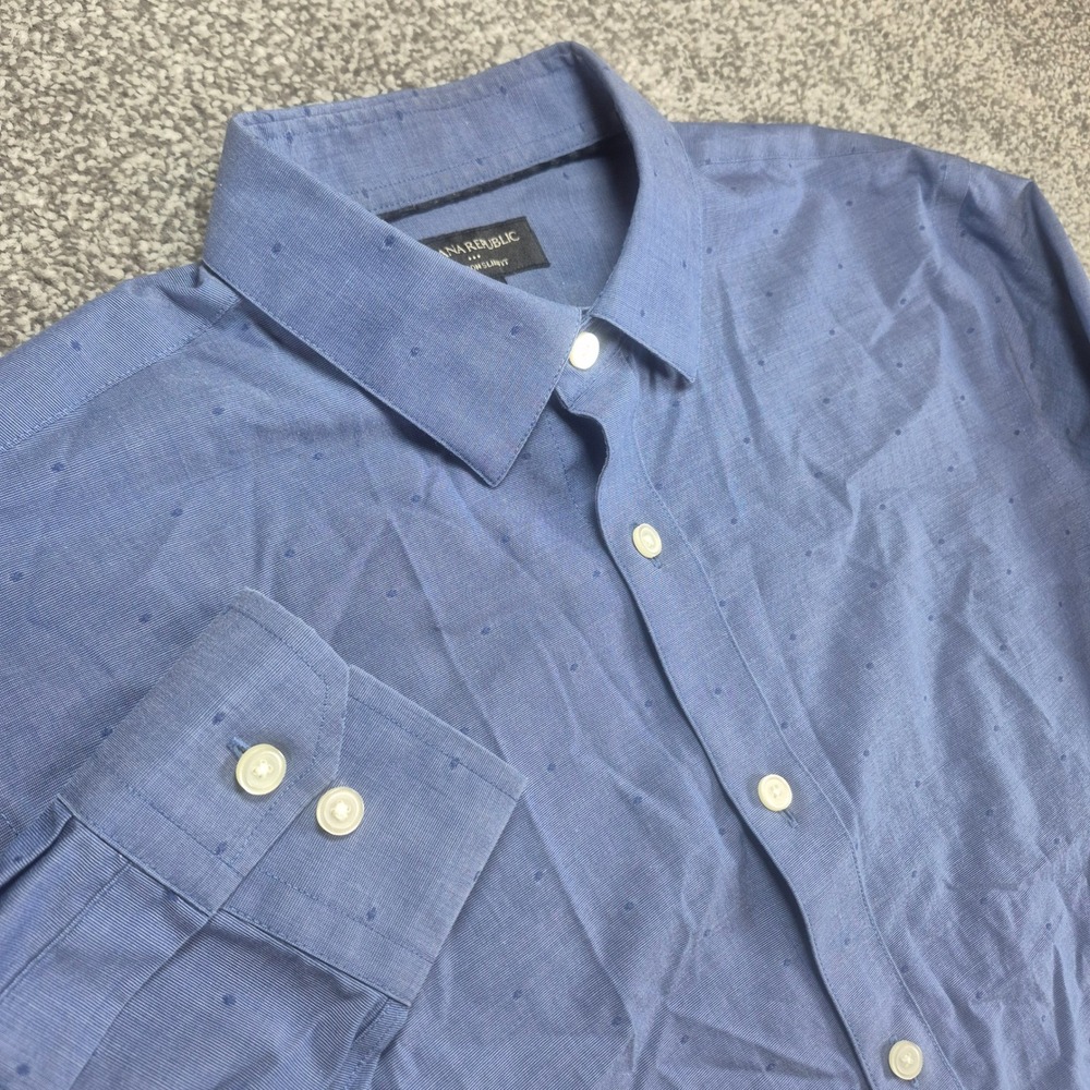 Banana Republic Button Up Shirt Mens Medium Blue Non-Iron Slim Fit Micro Dot